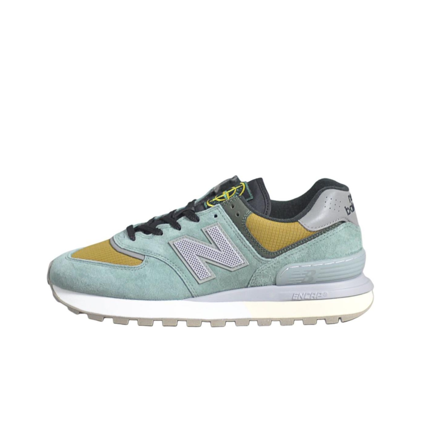 نيو بالانس × ستون آيلاند NB 57 - مراجعة New Balance Shoes 574 وسعره
